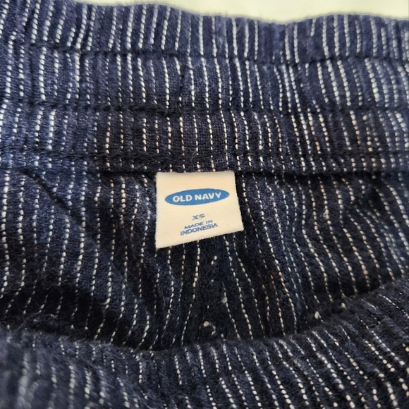 Old Navy Pinstriped Shorts - Picture 3 of 4